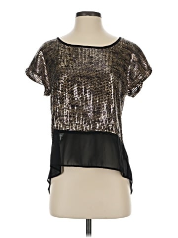 Lovely Day Short Sleeve Top (view 1)