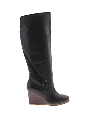Ugg Boots (view 1)