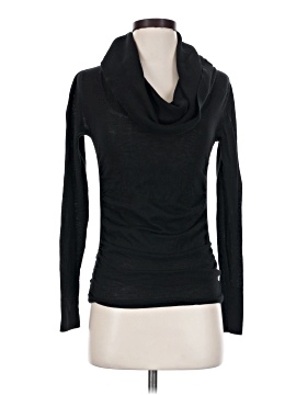Moda International Long Sleeve Top