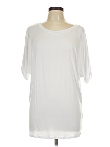 Free to Live Short Sleeve Top (view 1)