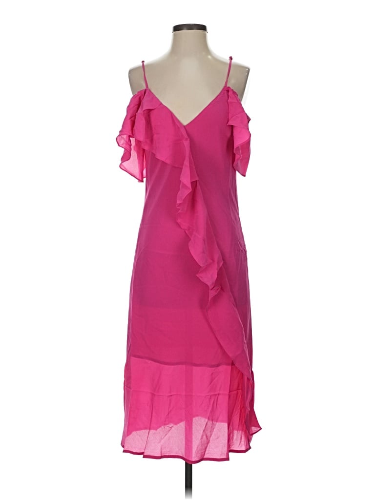Gold Hawk Cocktail Dress In Pink