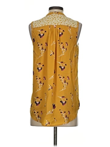 Rewind Sleeveless Blouse (view 2)