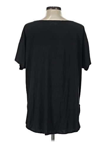 Uniqlo 3/4 Sleeve T-Shirt (view 2)