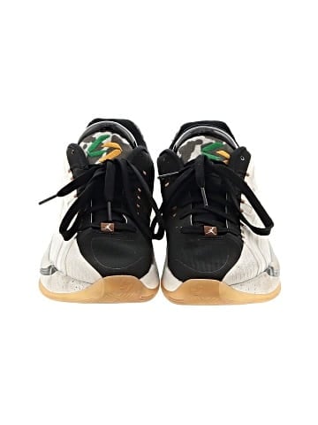 Air Jordan Sneakers (view 2)