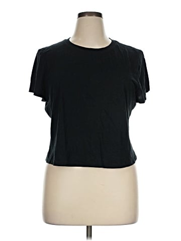 Universal Thread Short Sleeve T-Shirt (view 1)