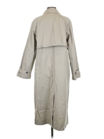 Everlane Trenchcoat (view 2)