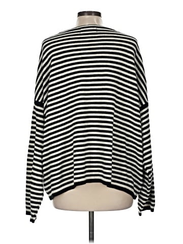 Carly Jean Pullover Sweater (view 2)