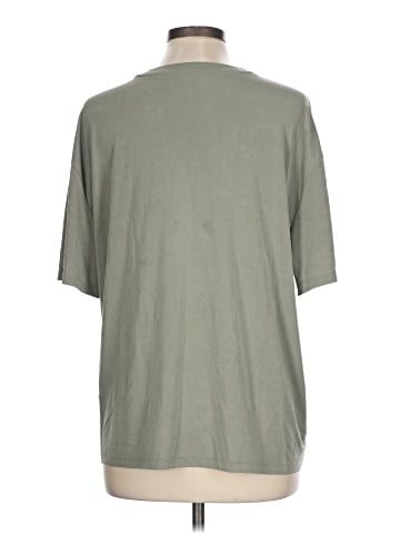 Abercrombie & Fitch Short Sleeve T-Shirt (view 2)