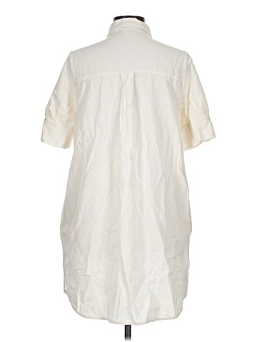 Old Navy Casual Dress (view 2)