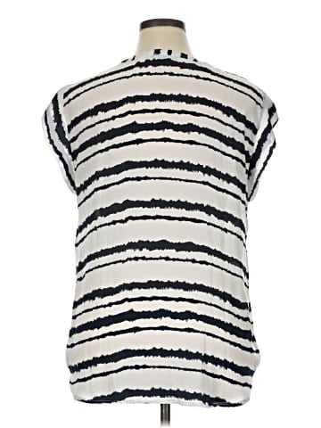 Hilary Radley Short Sleeve Top (view 2)
