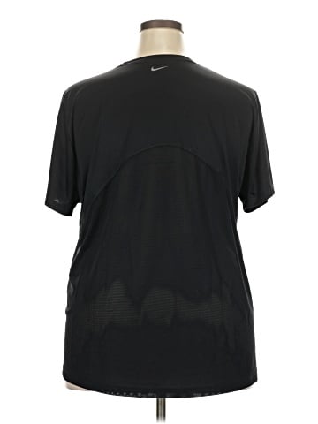 Nike Active T-Shirt (view 2)