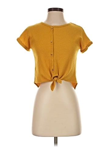 Crown of Heart's Short Sleeve Top (view 1)