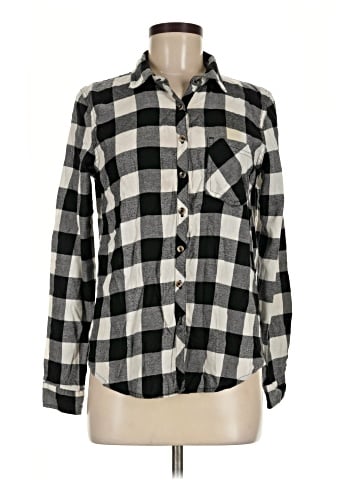 Maurices Long Sleeve Button-Down Shirt (view 1)