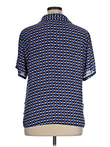 Carolina Belle Short Sleeve Button-Down Shirt (view 2)