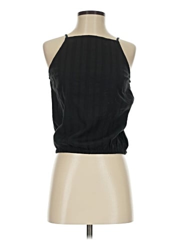 Universal Thread Sleeveless Blouse (view 1)