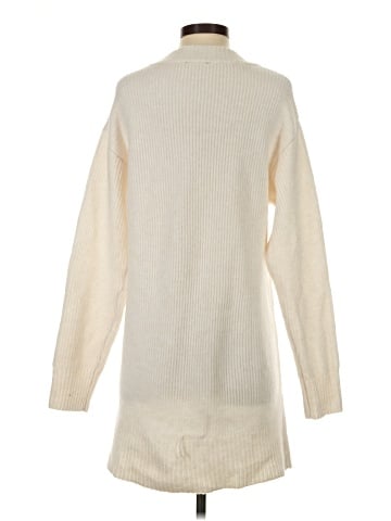 Dynamite Pullover Sweater (view 2)