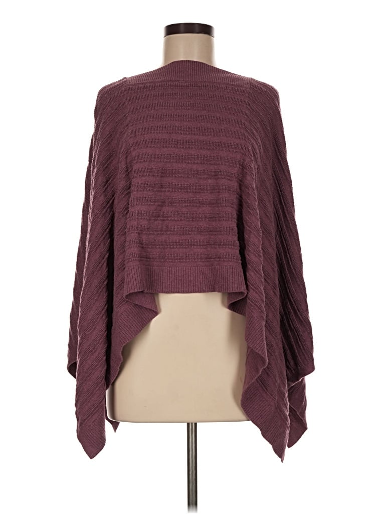 Pre-owned Lululemon Athletica Poncho In Burgundy