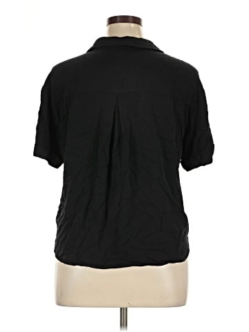 Rose + Olive Short Sleeve Blouse (view 2)