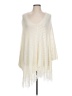 En Creme Ivory Poncho Size L - photo 1