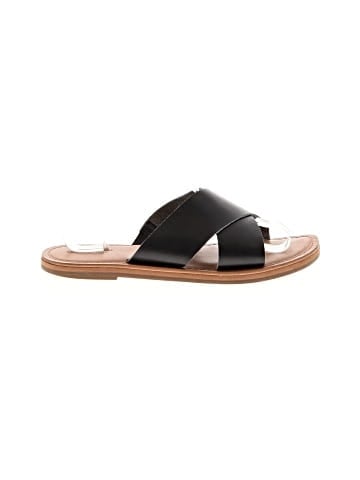 Universal Thread Sandals (view 1)