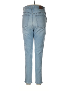 Madewell Curvy Roadtripper Authentic Jeans in Cadwell Wash (view 2)