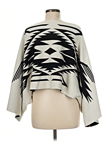 Ariat Poncho (view 2)