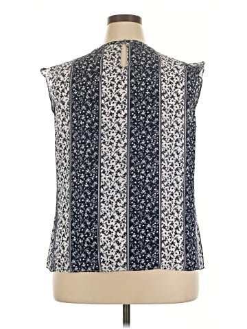 Elle Sleeveless Blouse (view 2)