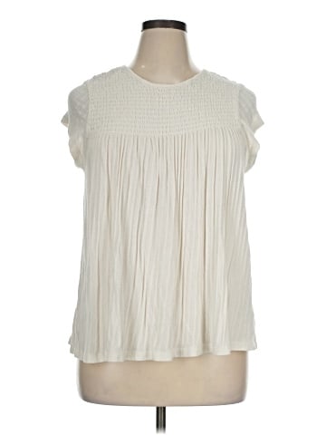 Time and Tru Sleeveless Blouse (view 1)