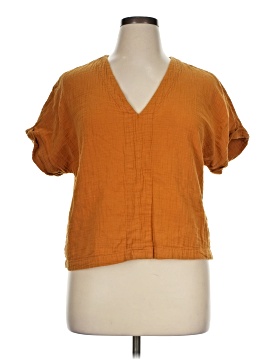 Universal Thread Short Sleeve T Shirt