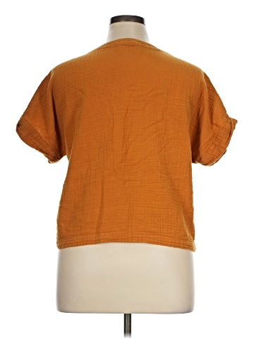Universal Thread Short Sleeve T-Shirt (view 2)