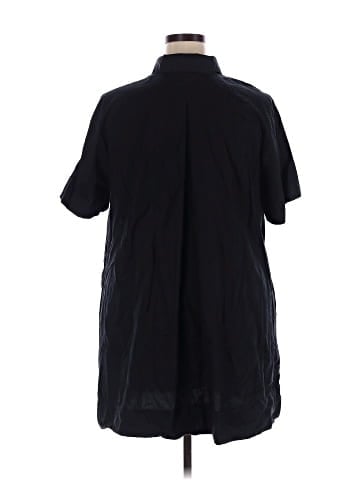 Old Navy Short Sleeve Blouse (view 2)