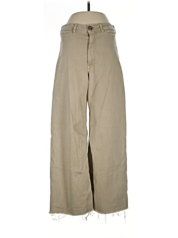 Maeve Khakis (view 1)