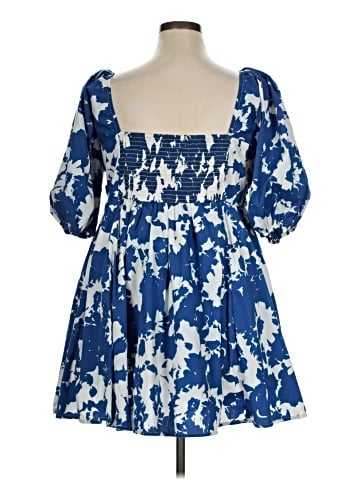 Abercrombie & Fitch Casual Dress (view 2)