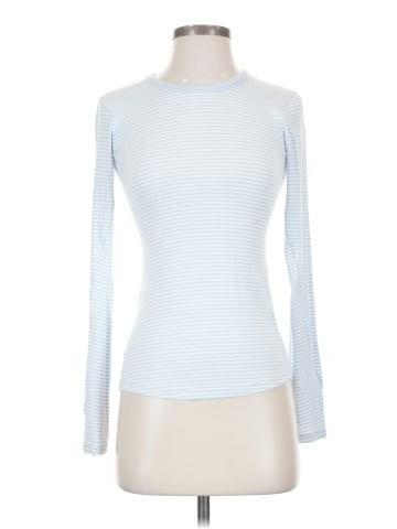 Lululemon Athletica Long Sleeve Turtleneck (view 1)