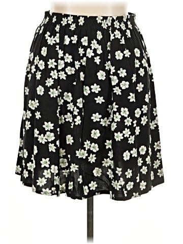 Sag Harbor Casual Skirt (view 2)