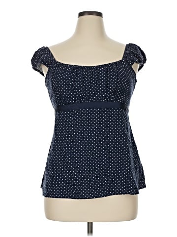 Hollister Sleeveless Blouse (view 1)