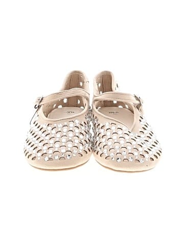 Zara Flats (view 2)