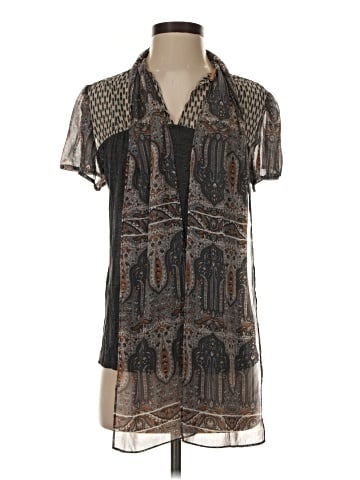 Tiny Short Sleeve Blouse (view 1)