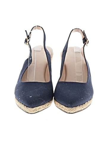 Unbranded Wedges (view 2)