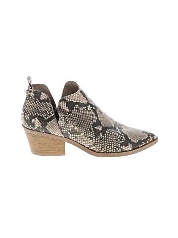 Universal Thread Ankle Boots (view 1)