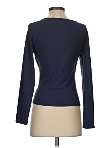 Trendy Queen Long Sleeve T-Shirt (view 2)