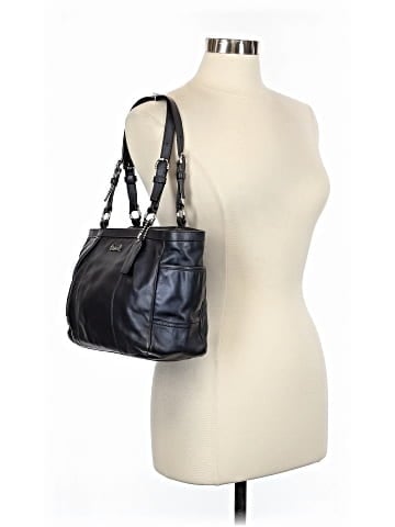 Coach Shoulder Bag (view 2)