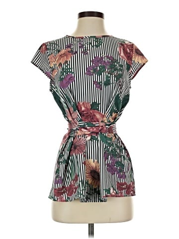 Shein Short Sleeve T-Shirt (view 1)