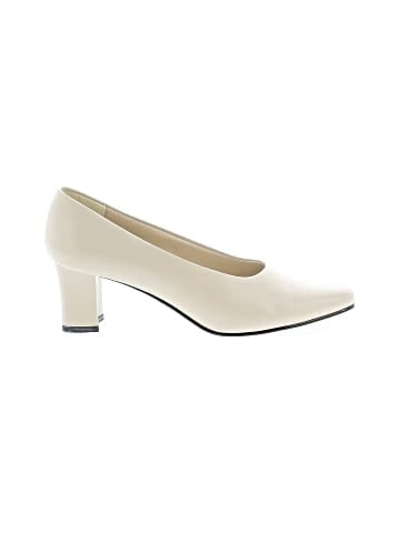 Donna Lawrence Heels (view 1)