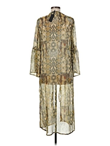 Kendall & Kylie Kimono (view 2)