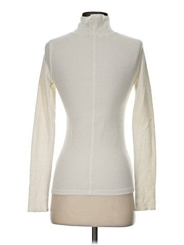 Universal Thread Turtleneck Sweater (view 2)