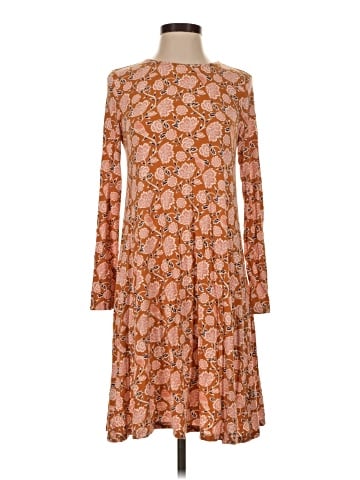 Old Navy Casual Dress (view 1)