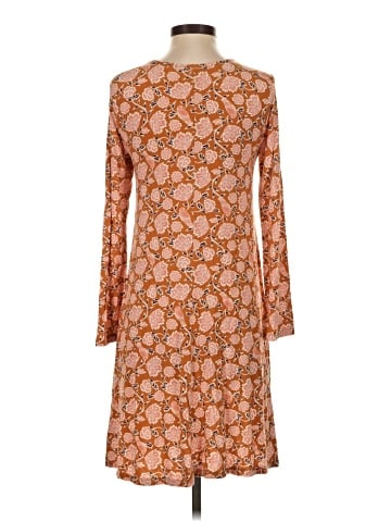 Old Navy Casual Dress (view 2)