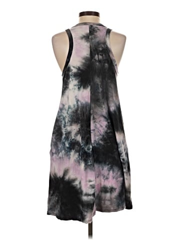 Tres Bien U.S.A. Casual Dress (view 2)