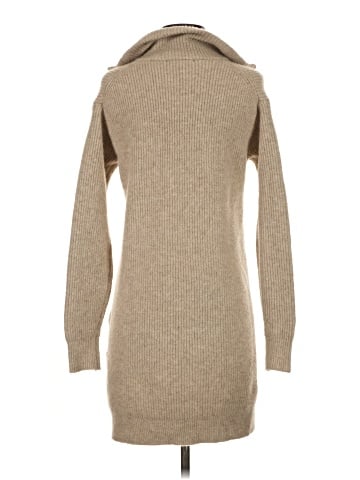 Uniqlo Pullover Sweater (view 2)